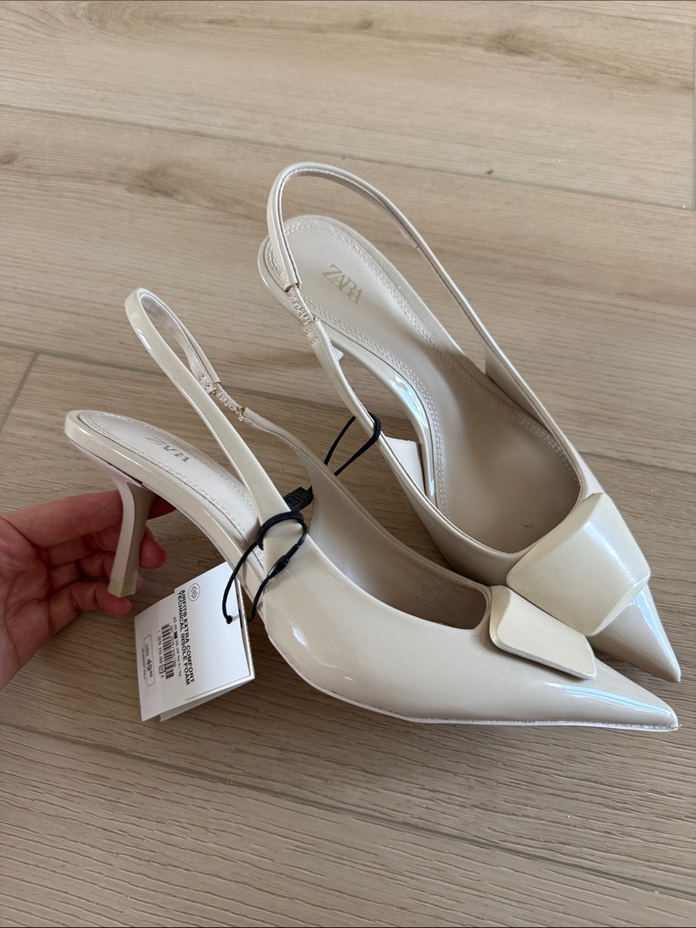 Zara Cream Patent Slingback Pointed Pumps with Decorative Front - Picture 4 of 5